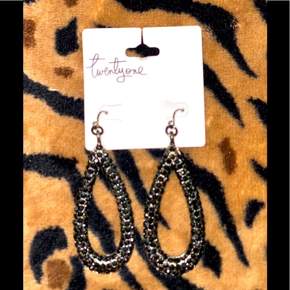 Black Tear Drop Earring